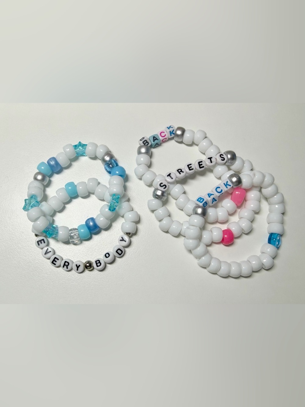 Backstreet Boys BSB White Beaded Stretch Bracelet Set Vegas Sphere friendship